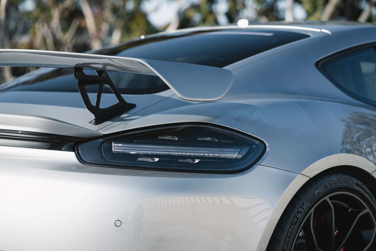 Porsche 718 Cayman GT4