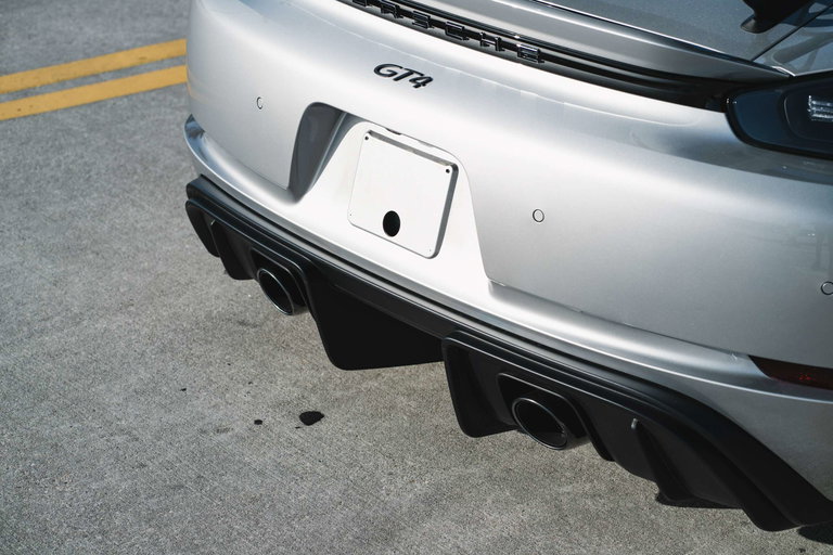 Porsche 718 Cayman GT4