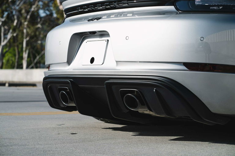 Porsche 718 Cayman GT4