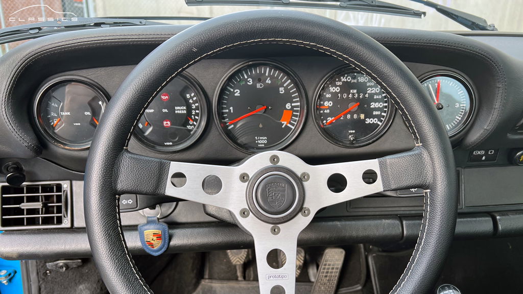 Porsche 911 Backdate