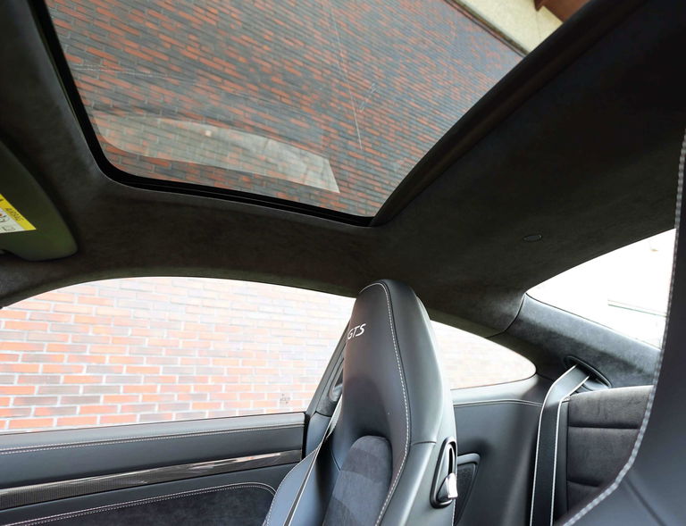 Porsche 991 Carrera 4 GTS