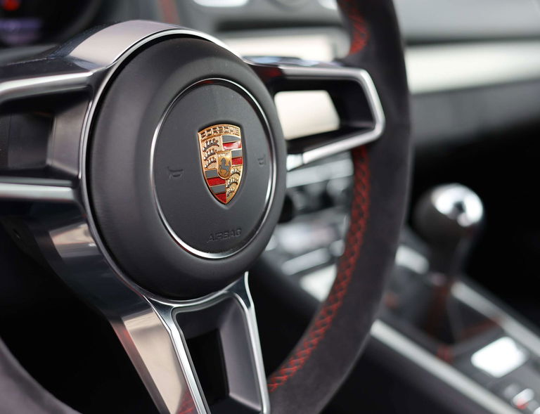 Porsche 981 Cayman GT4