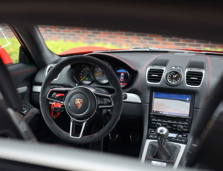 Porsche 981 Cayman GT4