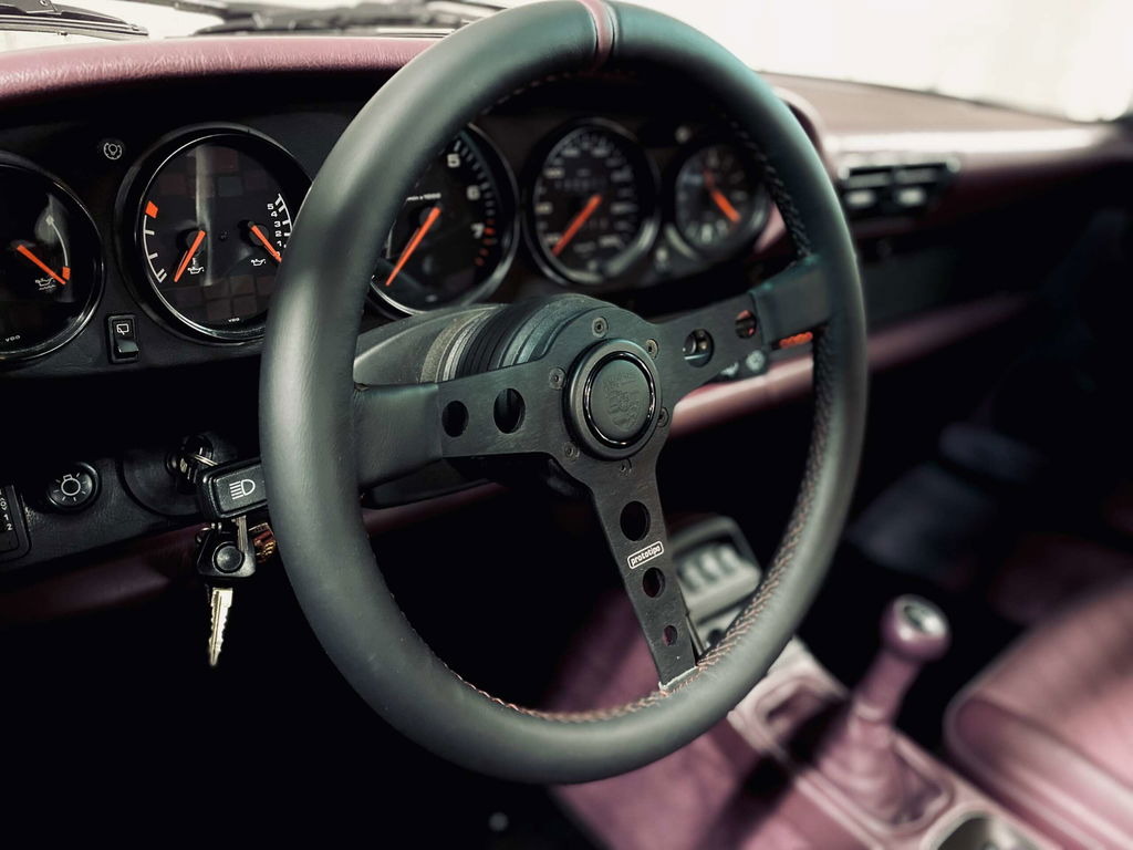 Porsche 964 Carrera 4