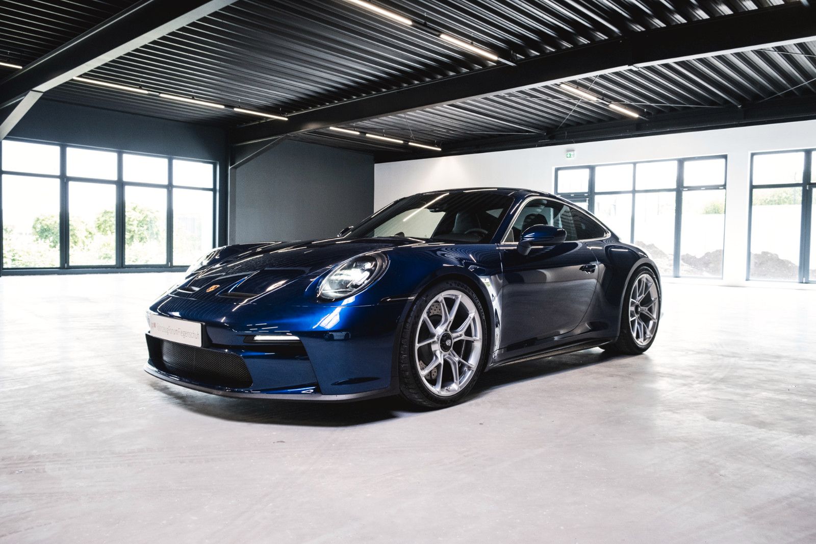Porsche 992 GT3 Touring