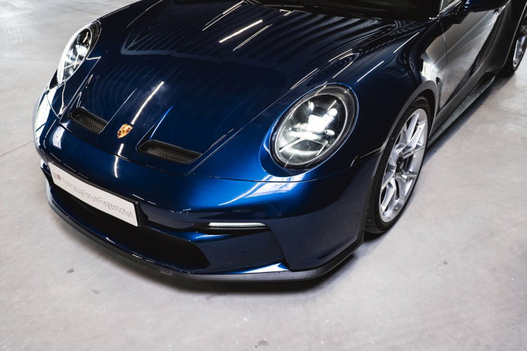 Porsche 992 GT3 Touring