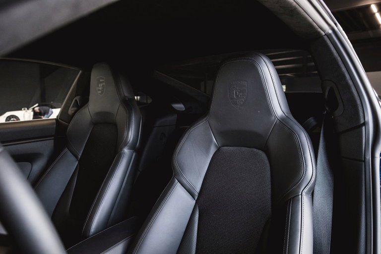 Porsche 992 GT3 Touring