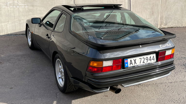 Porsche 944 Turbo Coupé