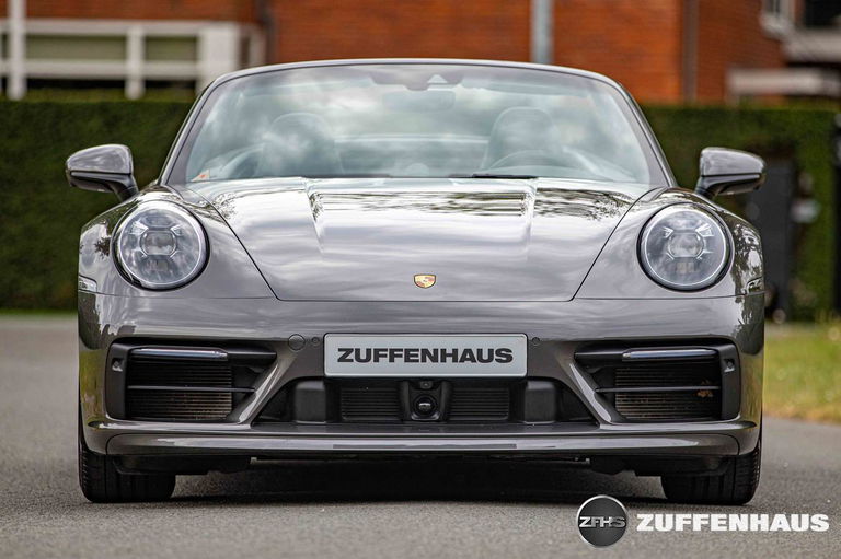 Porsche 992 Carrera 4S