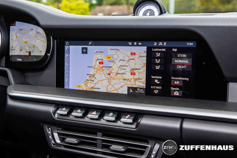 Porsche 992 Carrera 4S