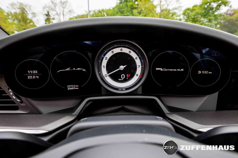 Porsche 992 Carrera 4S