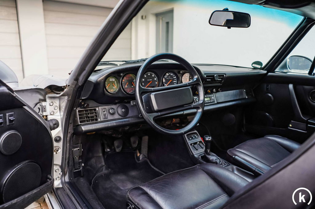 Porsche 964 Carrera 4