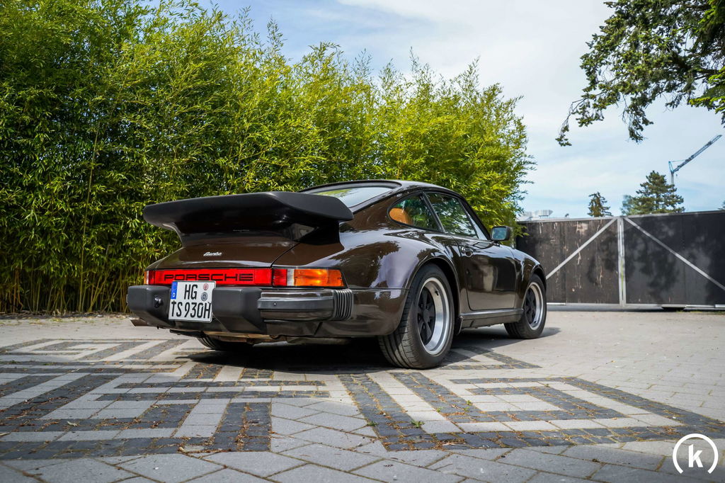 Porsche 911 Turbo 3.3 (US)