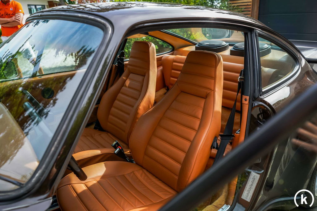 Porsche 911 Turbo 3.3 (US)