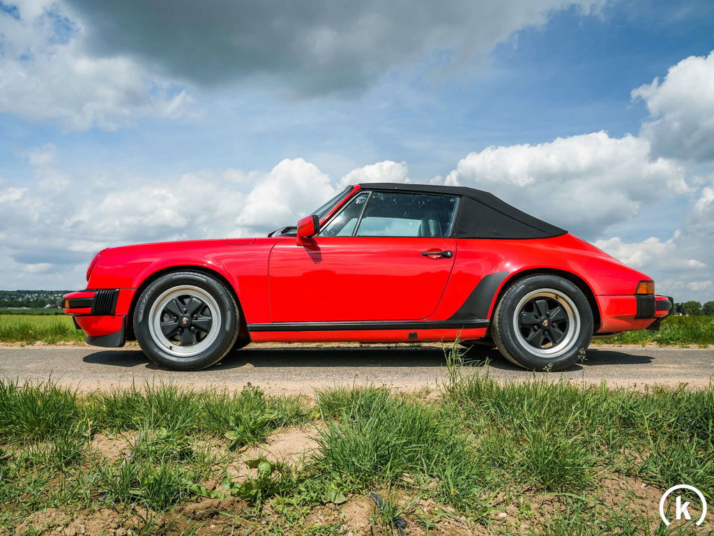 Porsche 911 Carrera 3.2 (US)