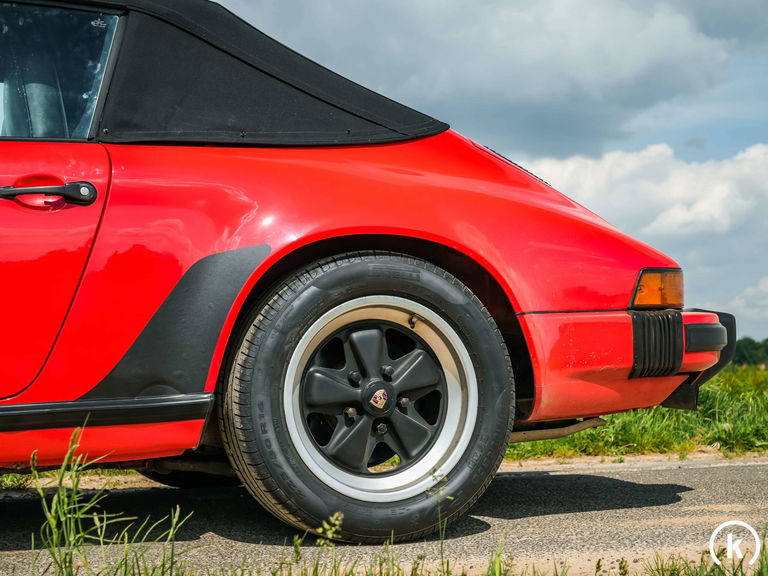 Porsche 911 Carrera 3.2 (US)