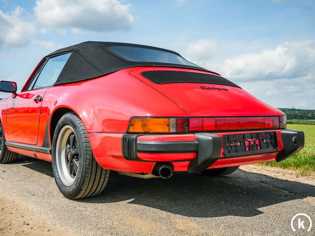 Porsche 911 Carrera 3.2 (US)