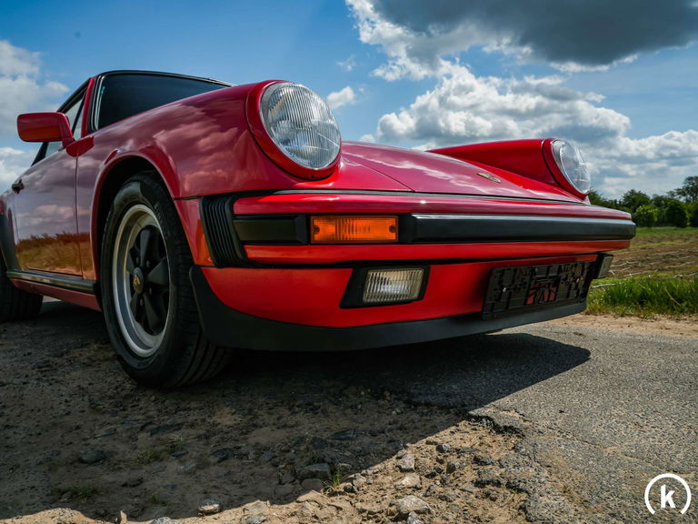 Porsche 911 Carrera 3.2 (US)