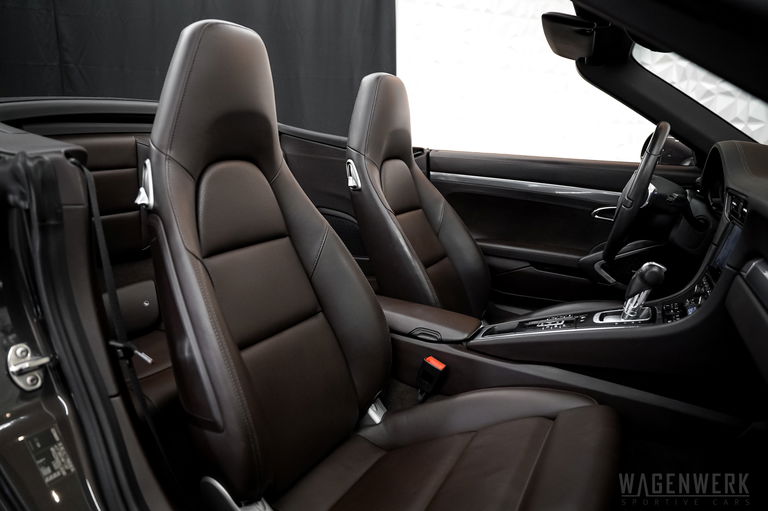 Porsche 991 Carrera 4