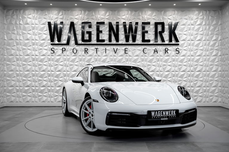 Porsche 992 Carrera 4S