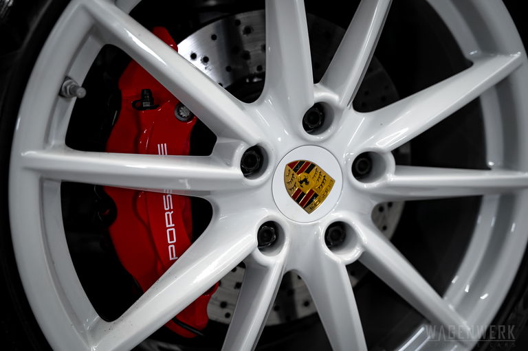 Porsche 992 Carrera 4S