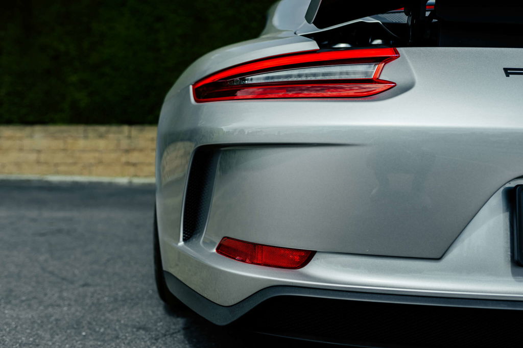 Porsche 991.2 GT3 Touring