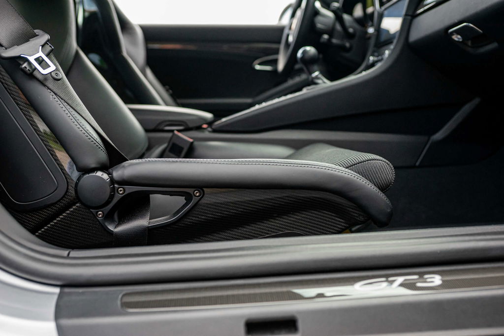 Porsche 991.2 GT3 Touring