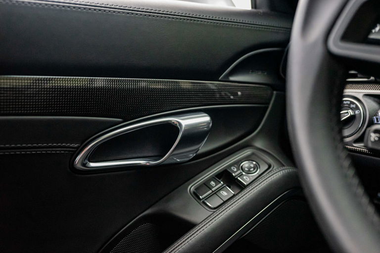 Porsche 991.2 GT3 Touring