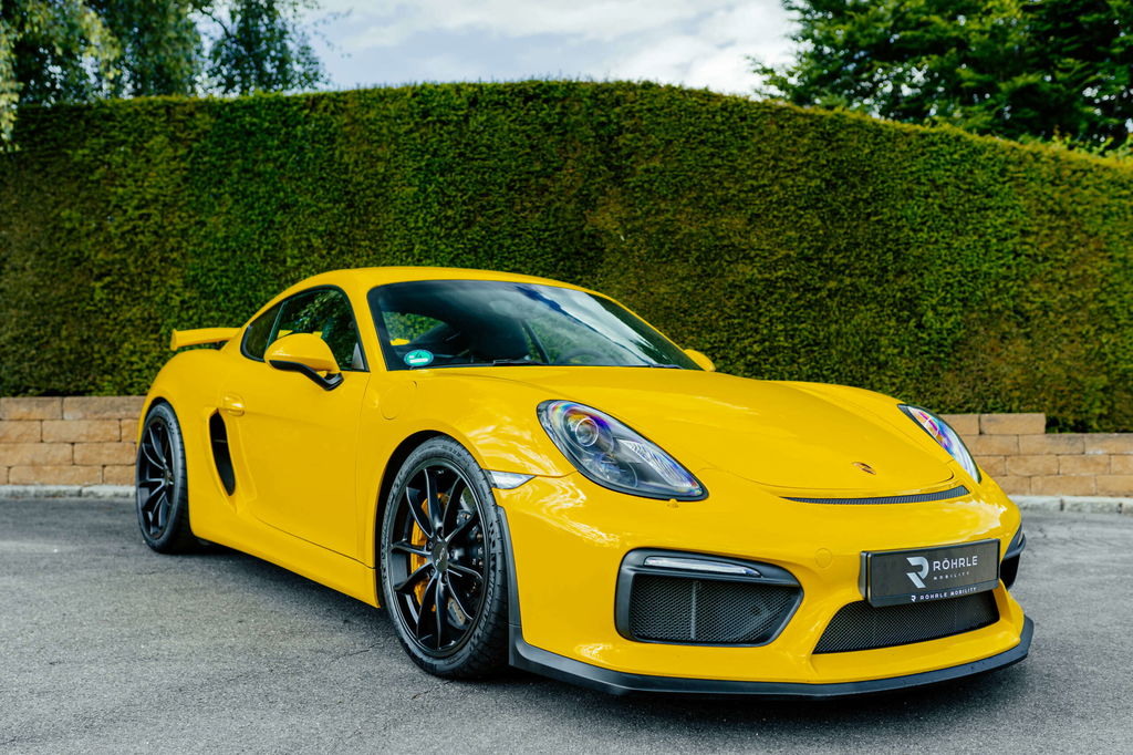 Porsche 981 Cayman GT4