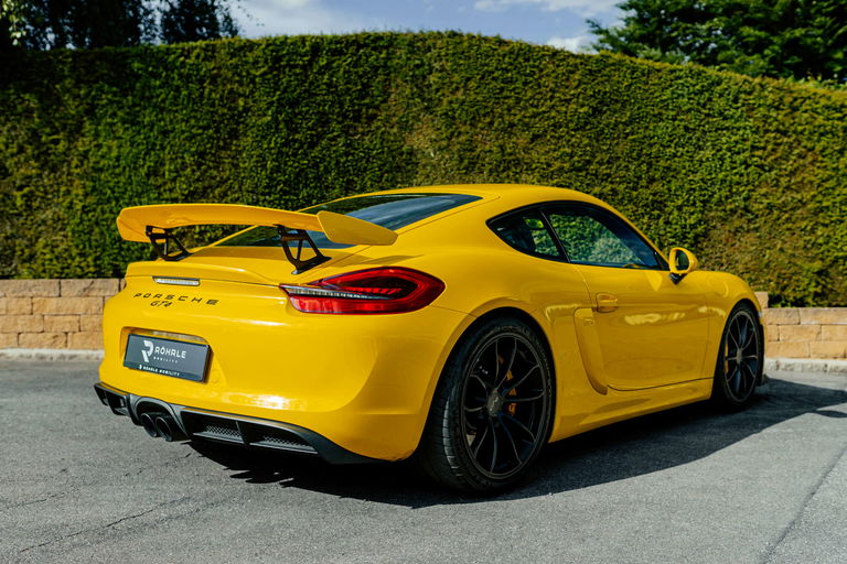 Porsche 981 Cayman GT4