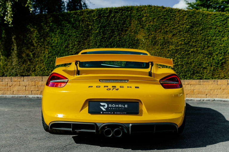 Porsche 981 Cayman GT4