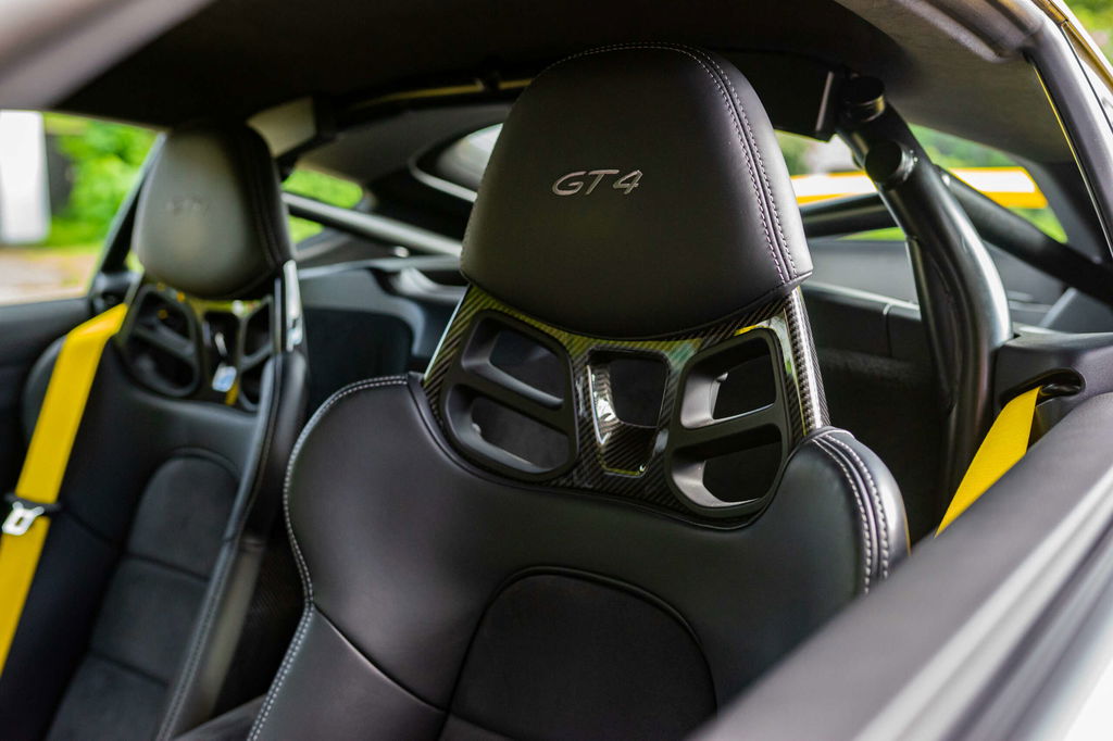 Porsche 981 Cayman GT4