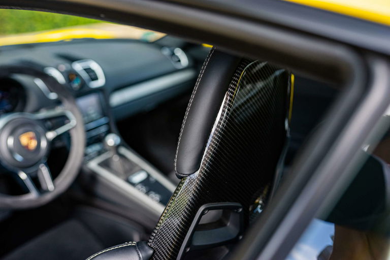 Porsche 981 Cayman GT4