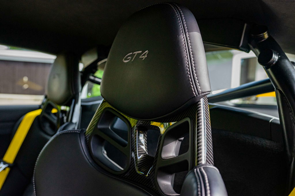 Porsche 981 Cayman GT4