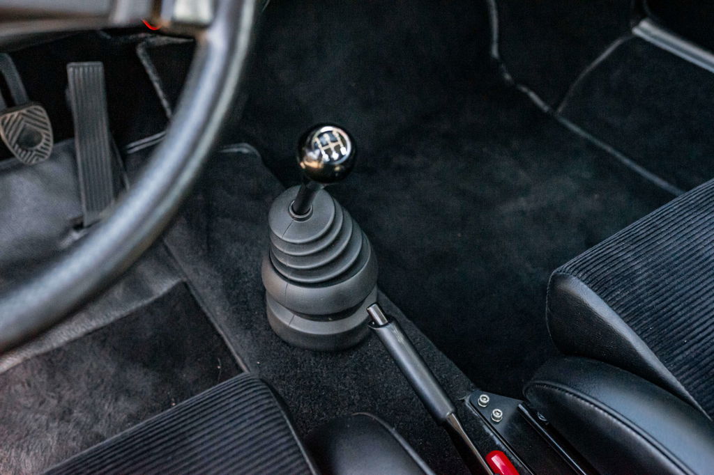 Porsche 911 S (F-Modell)