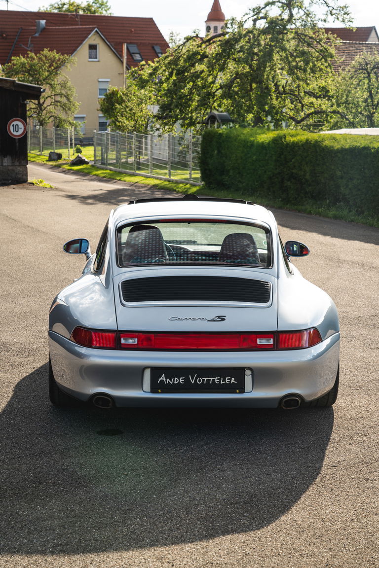 Porsche 993 Carrera 4S