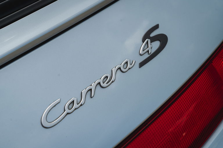 Porsche 993 Carrera 4S