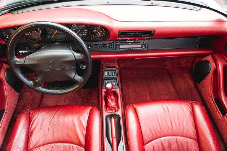 Porsche 993 Carrera 4S