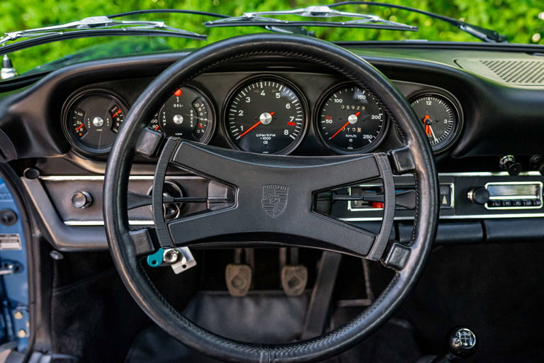 Porsche 911 S (F-Modell)