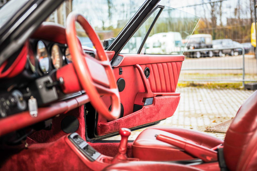Porsche 964 Carrera 4