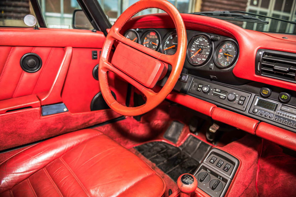 Porsche 964 Carrera 4