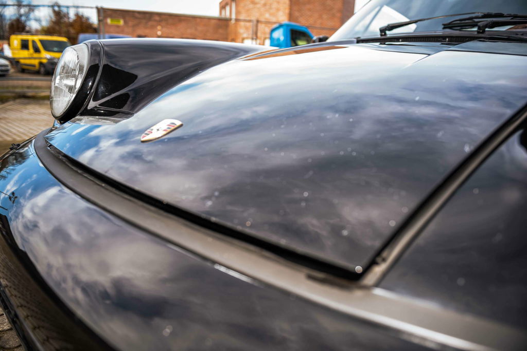 Porsche 964 Carrera 4