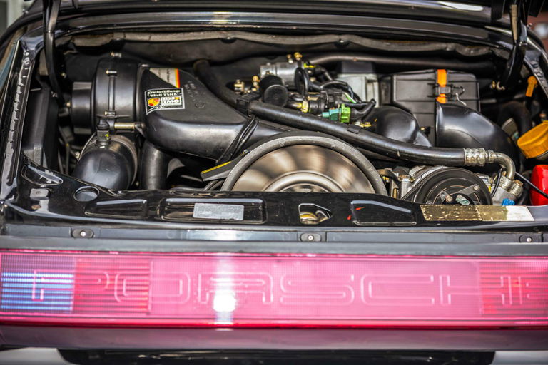 Porsche 964 Carrera 4