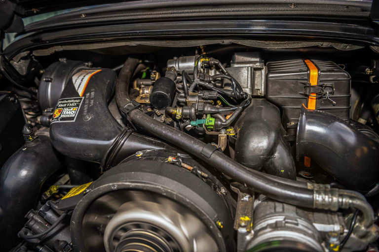 Porsche 964 Carrera 4