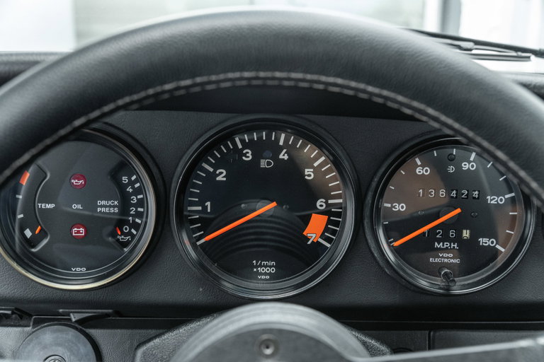 Porsche 911 Carrera 3.2