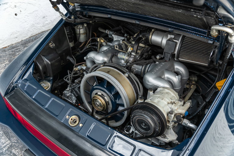 Porsche 911 Carrera 3.2