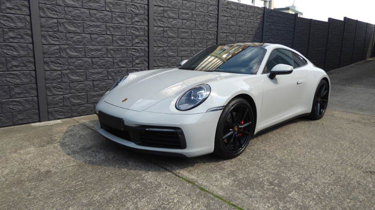Porsche 992 Carrera 4S