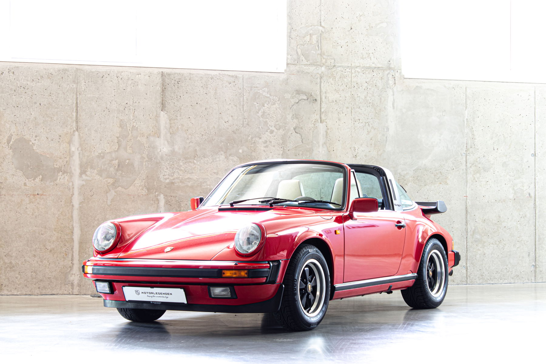 Porsche 911 Carrera 3.2 1988 - elferspot.com - Marktplatz für 