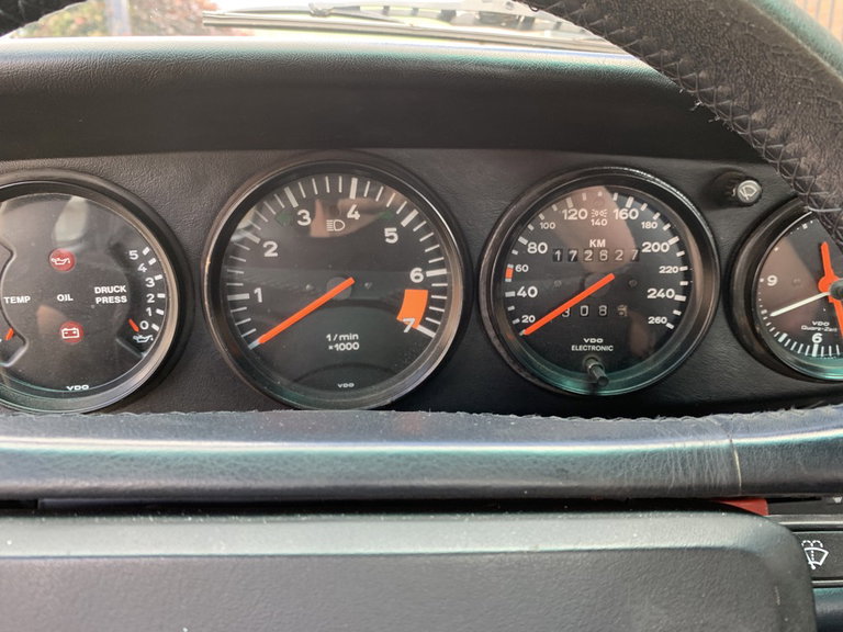 Porsche 911 Carrera 3.2