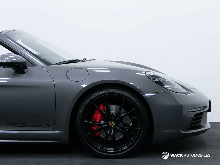 Porsche 718 Boxster S